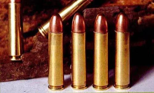 新澳2025资料最新大全和旧玩具枪射出真子弹与